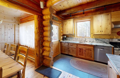 Moose Wilson Road House | JHRL - Macker's Cabin, Amazing Log Cabin, Sleeps 16