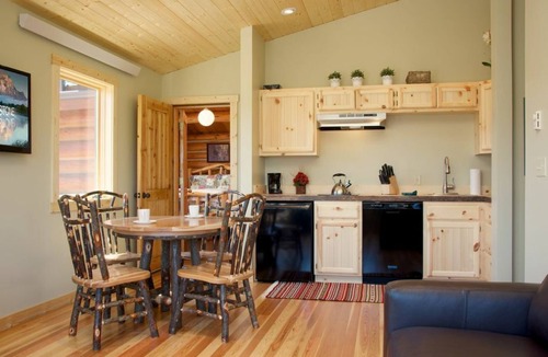 Moose Wilson Road House | JHRL - Macker's Cabin, Amazing Log Cabin, Sleeps 16