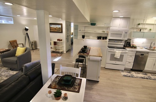 Blanding Apartment | Just off Main Bungalow Basement Apt.