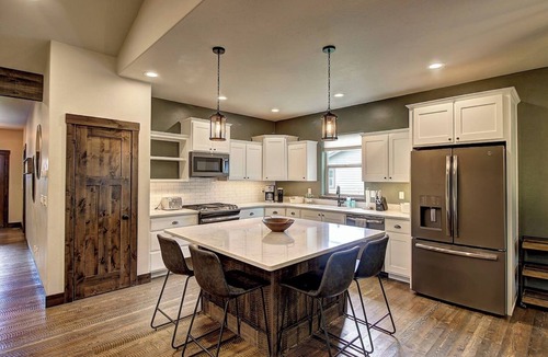 Kalispell House | Kalispell Retreat | Airport, Flathead & Glacier NP