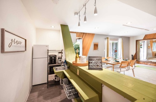 Inglewood-Finn Hill House | Kirkland Oasis, Chic Basement Retreat with Hot Tub
