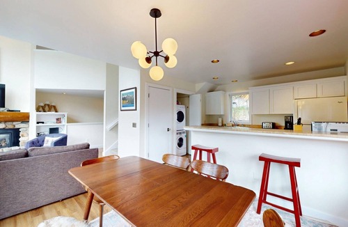 Ketchum House | Knob Hill Ridge Townhome 1 - Modern Decor Right in Downtown and Pet Friendly