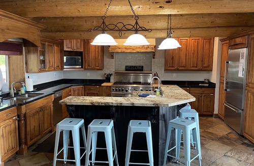 Fish Haven Cabin | Lake Vista Lodge hot tub, 6,500+ sq ft, sleeps 30+!
