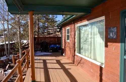 Red Feather Lakes House | Lakefront Cabin with BBQ Grill, Perfect for a Weekend of Fishing in Red Feather Lakes, Colorado