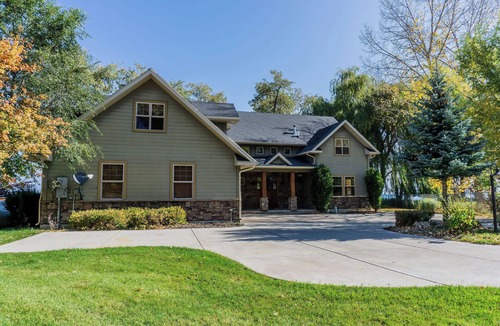 Garden City House | LAKEFRONT Spinnaker Point | Private Dock & Beach Access | 6BR Sleeps 28 | Theater Room