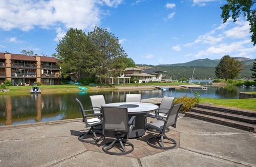 Liberty Lake House | Lakeside Liberty Lake Home Private Beach Acces