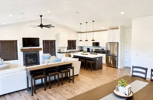 Sweetwater House | Lakeview Canyon at Bear Lake