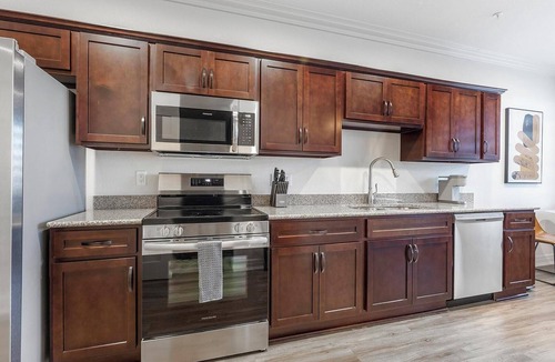 Johnstown Apartment | Landing | Amazing 1BD, Yoga Studio, Clubhouse