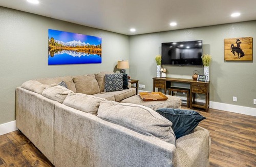 Laramie Apartment | Laramie Gem < 1/2 Mi to University of Wyoming!