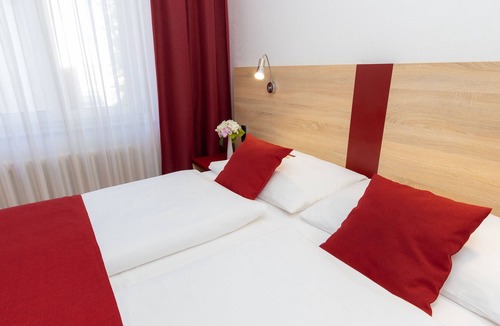 Ulm Hotel | LeoMar Hotel