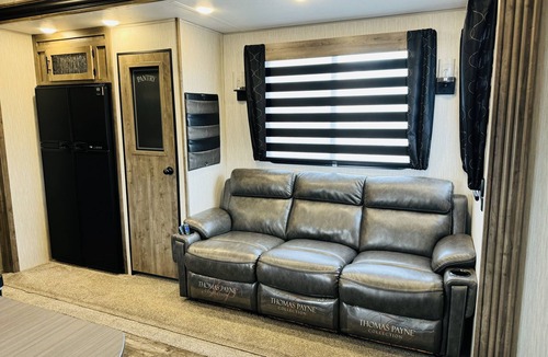 Lewiston House | Lewiston RV. 3 blocks to airport, 3 miles to Snake River. Close to everything!
