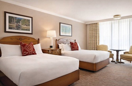 Cheyenne Hotel | Little America | 2 Queens Pool | Quiet Privacy, Resort Campus | 2 Units