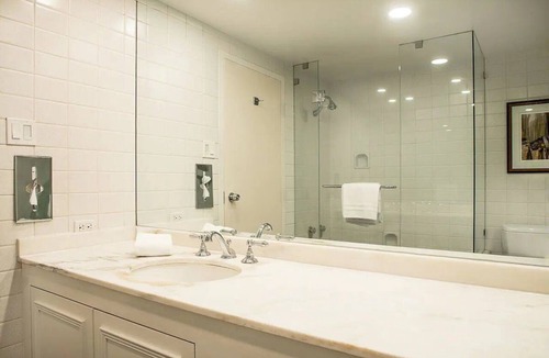Cheyenne Hotel | Little America | 2 Queens Pool | Quiet Privacy, Resort Campus | 2 Units