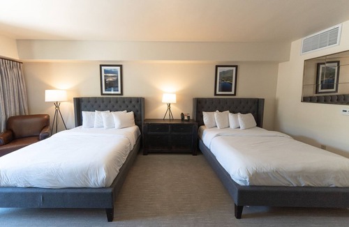 Tamarack Resort House | Lodge Dbl Queen 304 | Spectacular Mountain Views | Fitness Center