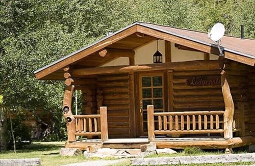 Afton Cabin | Lodgepole Cabin in Dry Creek