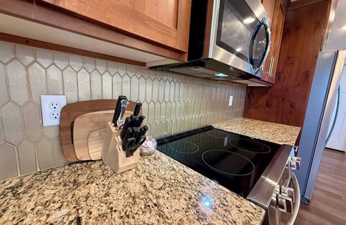 North Ogden Apartment | Lomond View Retreat - Home Away From Home