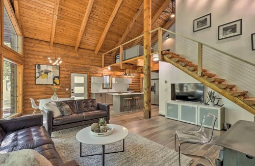 Snowbird Cabin | Lovely 3-bed creekside cabin near Sundance perfect for your getaway