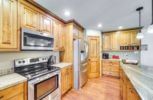 Twin Falls Cottage | Lovely Twin Falls Home w/Private Hot Tub!