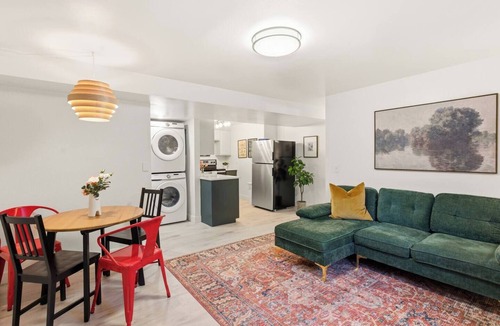Pleasant Grove House | Lower Grove | Remodeled 2BR | King Bed