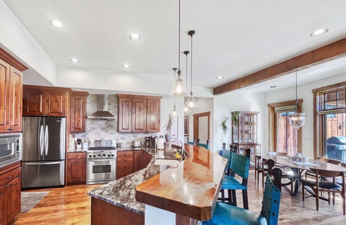 Bozeman Cottage | Luxe Guest House -Ideally located to Dtwn, ski resorts & recreational activities