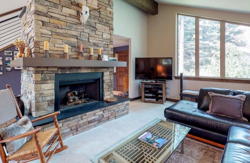 Sun Valley House | Luxe home with private hot tub, SUP, dog-friendly yard - shared pool & hot tub