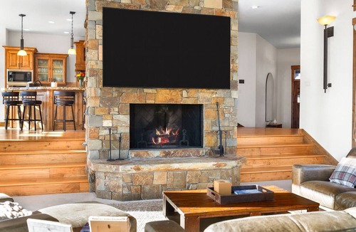 Tamarack Resort House | LUXE | Tamarack Estate Lodge | Spa | Ski In/Out