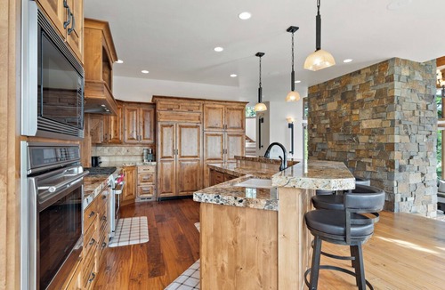Tamarack Resort House | LUXE | Tamarack Estate Lodge | Spa | Ski In/Out