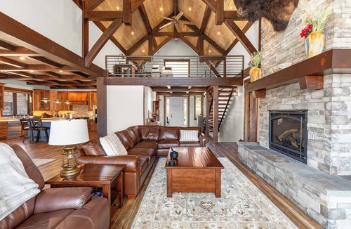 Geneva House | Luxury 5BR Lodge in Star Valley, Views +Trailer Space Near Jackson Hole