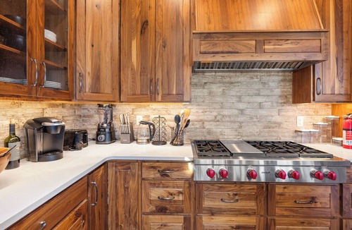 Geneva House | Luxury 5BR Lodge in Star Valley, Views +Trailer Space Near Jackson Hole