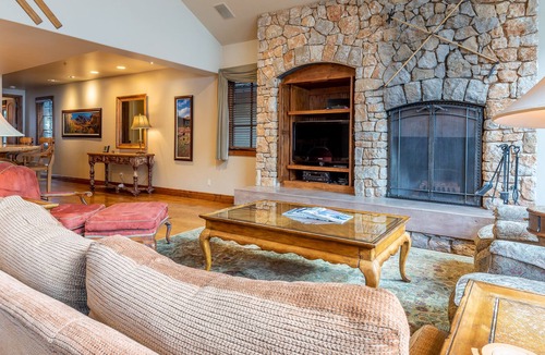 Warm Springs House | Luxury at the Base of Bald Mt - Walk to Lifts!