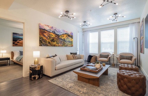 Downtown Salt Lake City Apartment | Luxury Downtown 2 Bd 2 Ba Suite - Rooftop Terrace, Steps to Delta Center & More!