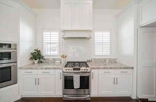 Ammon House | Luxury Family Retreat w/Hot Tub & Games