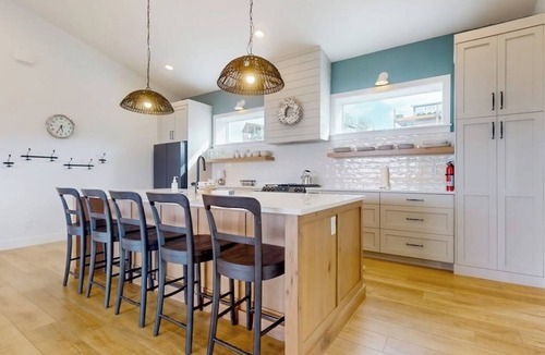 Sweetwater House | Luxury home w/private pickleball and basketball courts, WIFI and close to lake