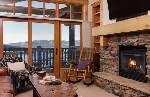 Victor Condo | Luxury Palisades Teton Springs Condo with Underground Parking