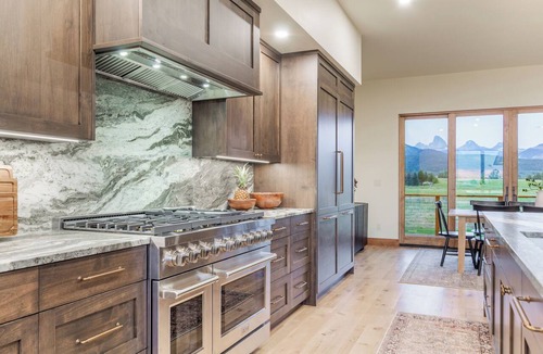 Clawson House | Luxury Retreat, Teton Views, Sleeps 16+, Hot Tub, Fire Pit