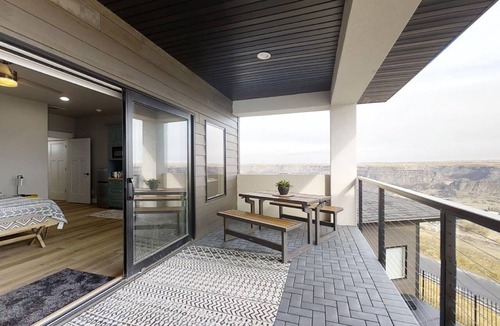 Twin Falls Apartment | Luxury studio with Access to Canyon Rim Trail in fabulous Twin Falls