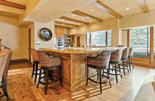 Warm Springs House | Luxury Warm Springs Home with Rooftop Hot Tub, Epic Views, + Walk to Lift!