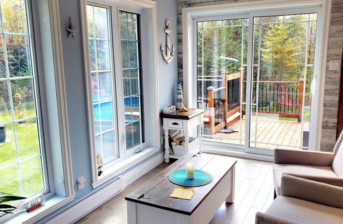 Deauville House | Magnificent large house 5 minutes from Magog