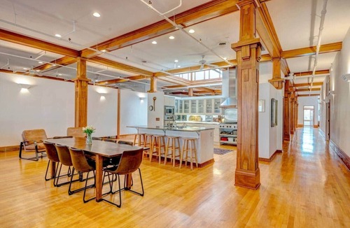 Sheridan House | Main Street Lux Retreat |The New York Store Suite