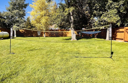 Garden City Cabin | MAMA BEAR CABIN -RUSTIC LOG Cabin Retreat - Boat Parking - All Size Groups