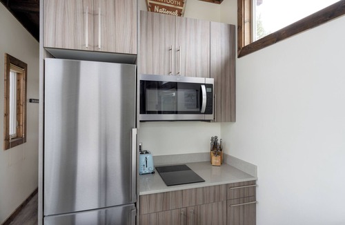 Stanley Cabin | Meadow Creek Tiny Home #07