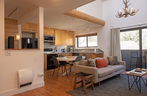 Ketchum Condo | Meadowbrook Condo 9 - Couples Oasis Hideout Prime for Hiking or Bike Path