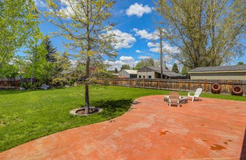 New Meadows House | Meadows Valley Retreat - Pet-friendly home with fire pit, large fenced yard, and trailer parking.