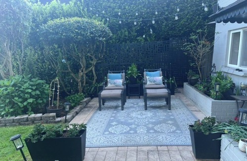 Mercer Island House | Mercer Island 1-bedroom plus sofa bed w/view of Seattle for World Cup getaway!