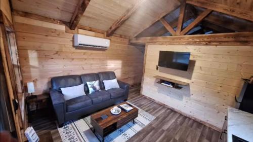 Superior House | Micham's Clark Fork River Retreat - River Front, Mountain View, Fire Pit - Cabin 2