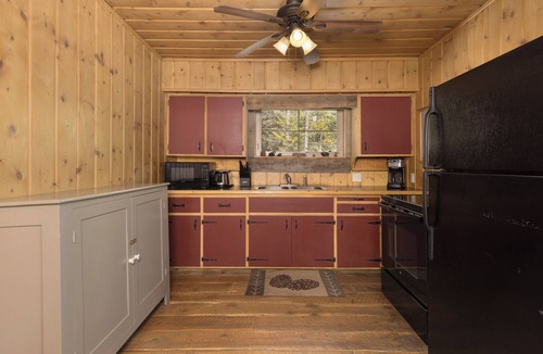 Lazy Acres Cabin | Mini Moose Cabin: New Listing, same great cabin with AC!