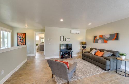 St. Anthony Apartment | Modern Apt - 7 Mi to St. Anthony Sand Dunes!