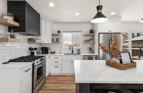 Coeur d'Alene House | Modern Home with Ping-Pong Table | Near Downtown CDA