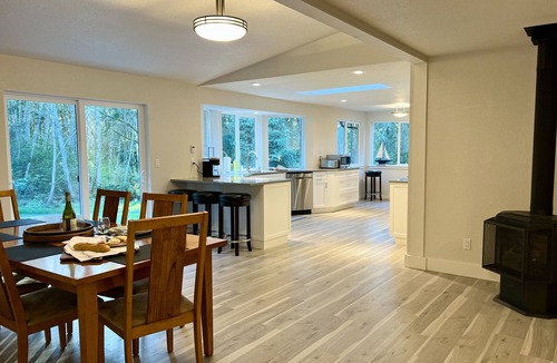 Poulsbo House | Modern, spacious, comfortable house on private lot - Hood Canal, Port Gamble