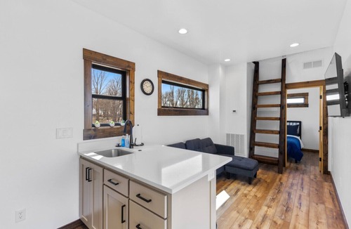 St. Anthony Cabin | Modern Tiny home on St Anthony sand Dunes